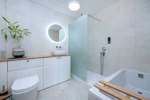 Photo 16- click for photo gallery